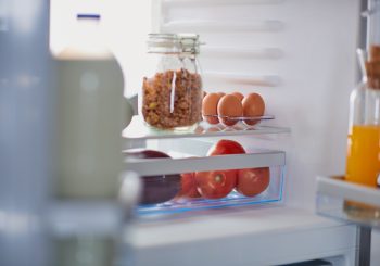 Duplex, inverse, side by side, french door? Entenda quais características e funcionalidades considerar na hora de comprar uma geladeira!
