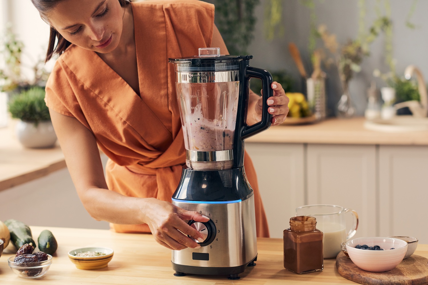 Descubra como escolher o liquidificador ideal para sua cozinha. Veja dicas práticas e os melhores modelos que você encontra na taQi