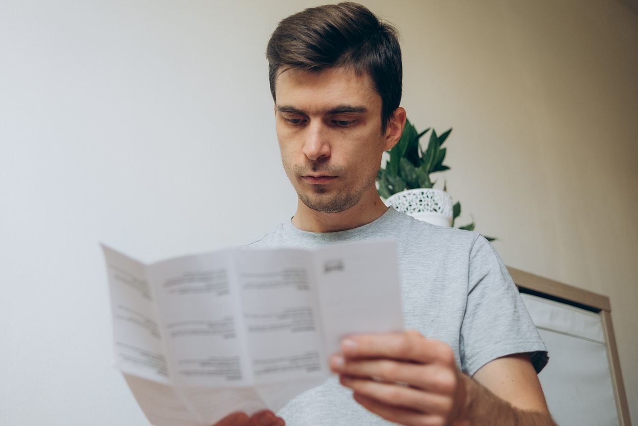 É importante ler o manual de instruções de cada eletrodoméstico para saber como cuidar dele adequadamente